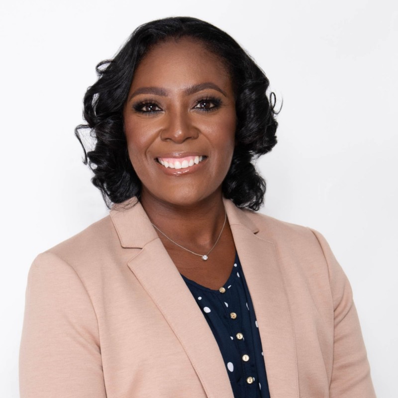 Headshot of Tracey Duffy